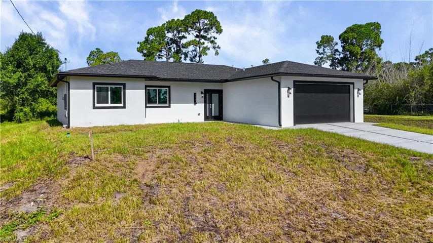 828 Genoa Ave S, Lehigh Acres, Florida 33974