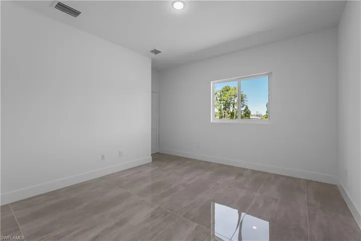 828 Genoa Ave S, Lehigh Acres, Florida 33974
