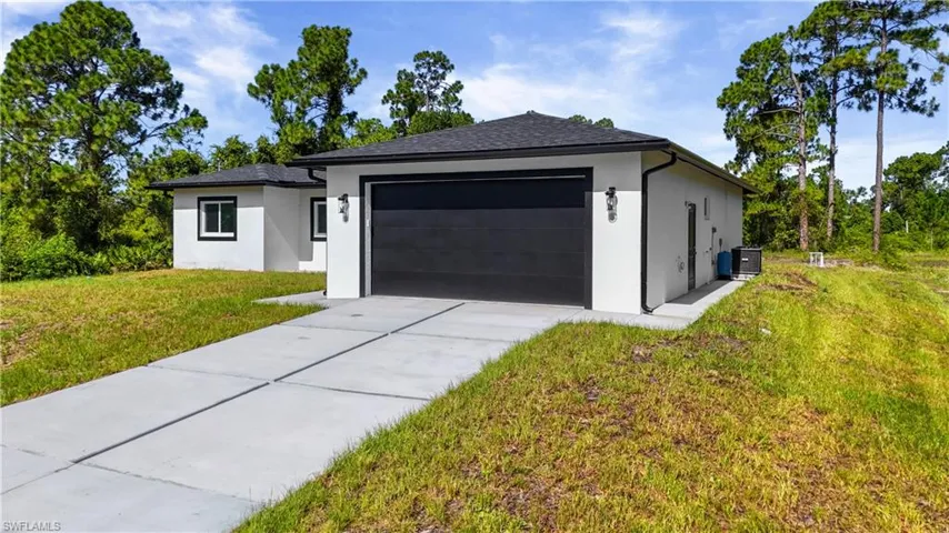 828 Genoa Ave S, Lehigh Acres, Florida 33974