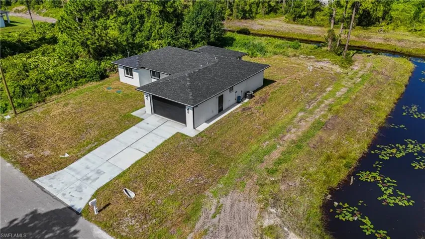 828 Genoa Ave S, Lehigh Acres, Florida 33974