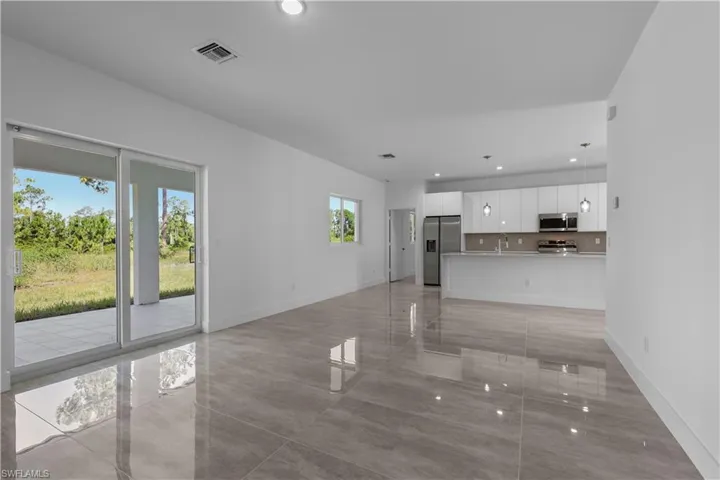 828 Genoa Ave S, Lehigh Acres, Florida 33974