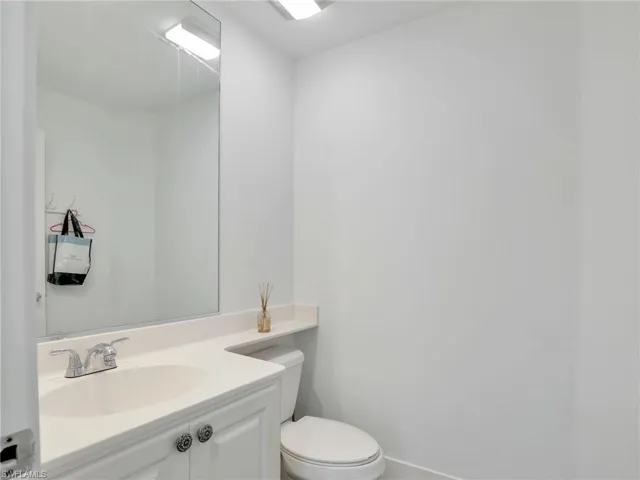 3580  Islandwalk  CIR, Naples, FL 34119