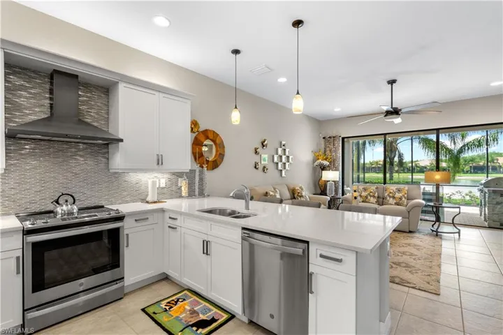 12034 Lakewood Preserve Pl, Fort Myers, Florida 33913