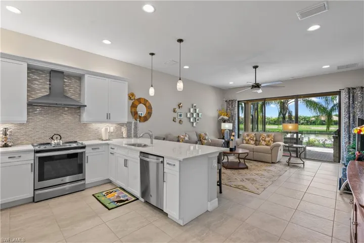 12034 Lakewood Preserve Pl, Fort Myers, Florida 33913