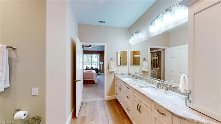 9300  Bayberry  BEND, Fort Myers, FL 33908