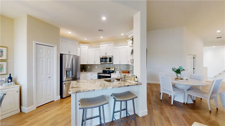 9300  Bayberry  BEND, Fort Myers, FL 33908