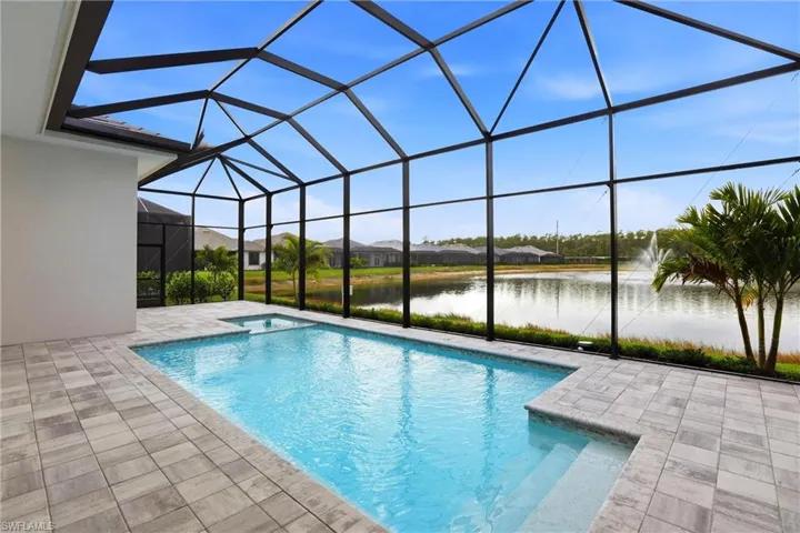 9661 Moonflower Ln, Naples, Florida 34114