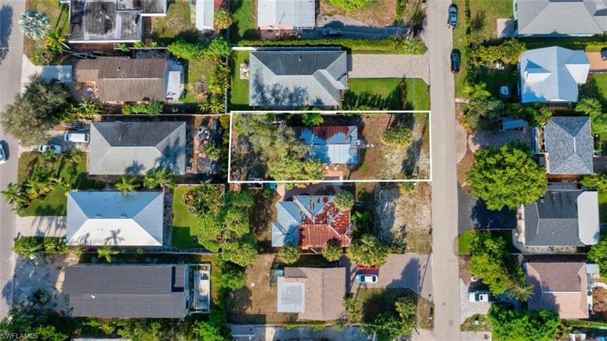 1278 Highlands DR, NAPLES FL 34103