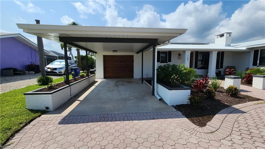 Attached carport