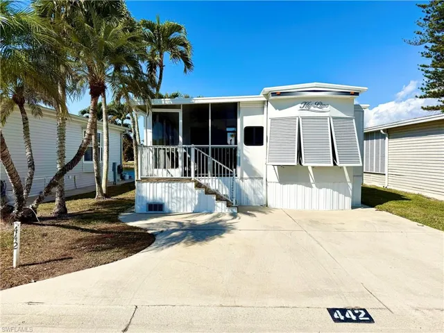 442  Cheetah  DR, Naples, FL 34114