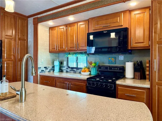 442  Cheetah  DR, Naples, FL 34114