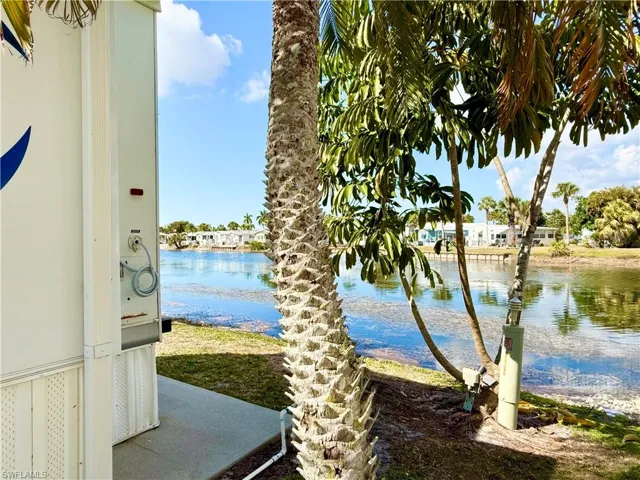 442  Cheetah  DR, Naples, FL 34114