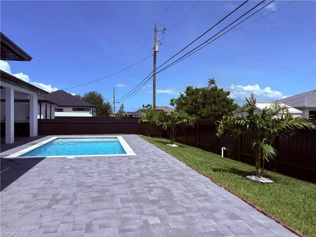 213 Kismet Pkwy E, Cape Coral, Florida 33909