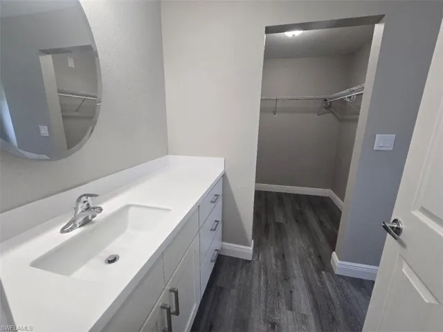 17424  Birchwood  LN, Fort Myers, FL 33908
