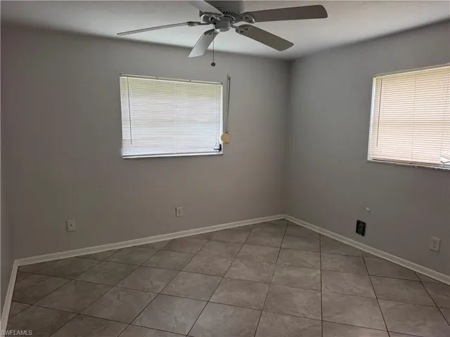 2521 16th Pl, Cape Coral, Florida 33904