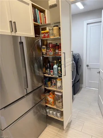 Pantry with washer / clothes dryer