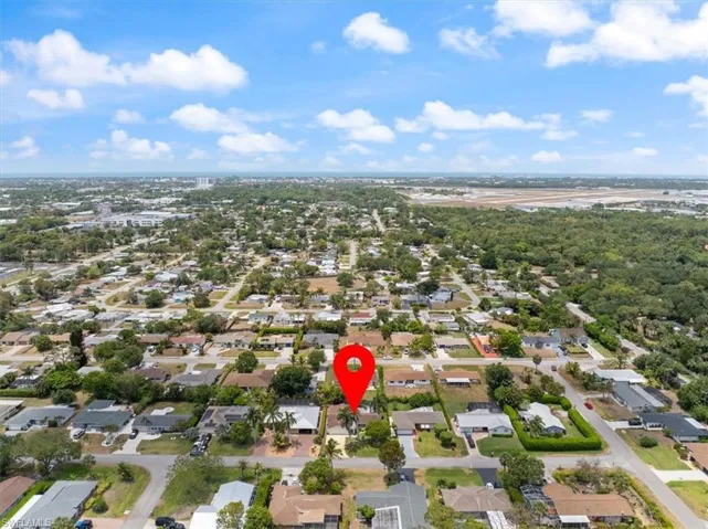 Bird's eye view featuring a residential view