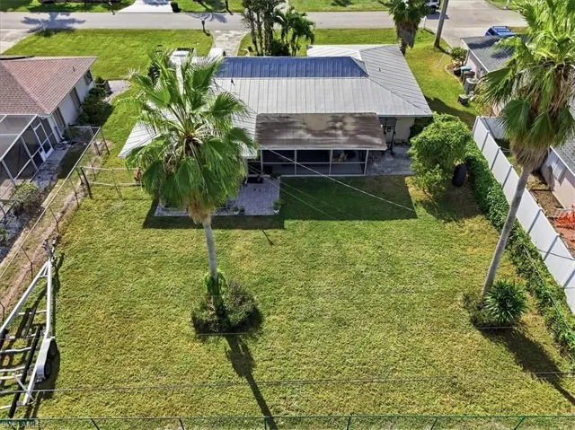 Aerial view of property and surrounding area