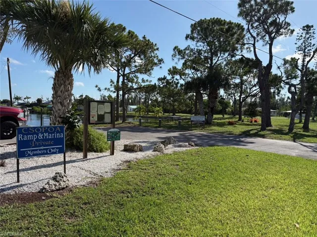 Surrounding community featuring a lawn