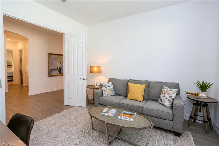 14656  Kelson  CIR, Naples, FL 34114