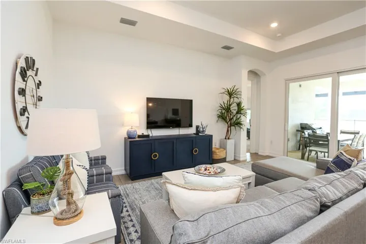 14656  Kelson  CIR, Naples, FL 34114