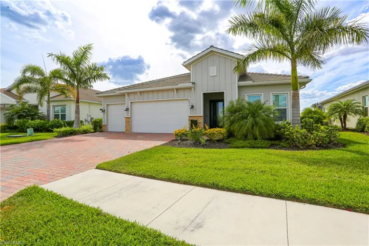 14656  Kelson  CIR, Naples, FL 34114
