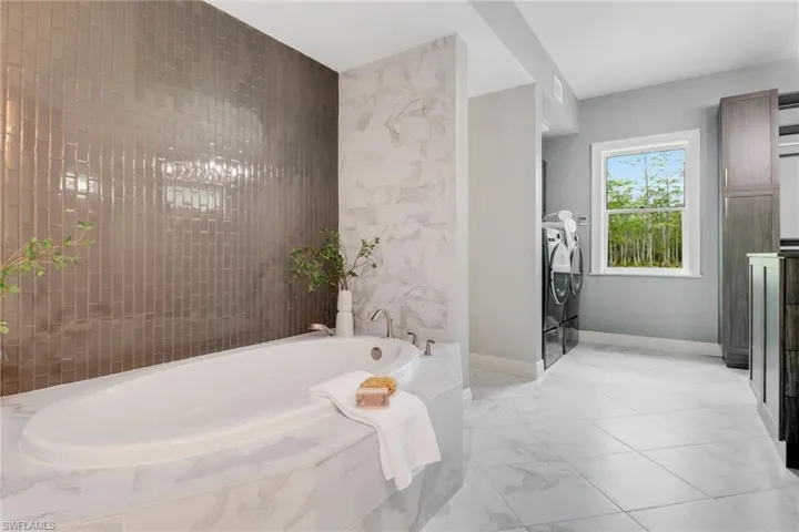 19640 Burgundy Farms Rd, Estero, Florida 33928