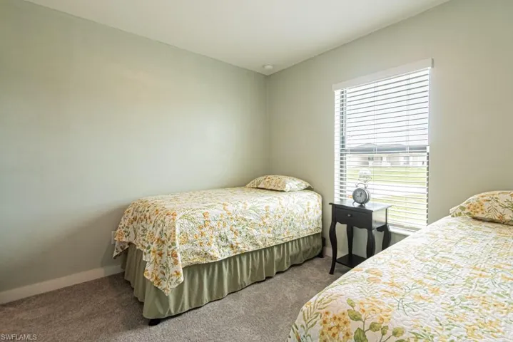2902 6th Ave, Cape Coral, Florida 33993