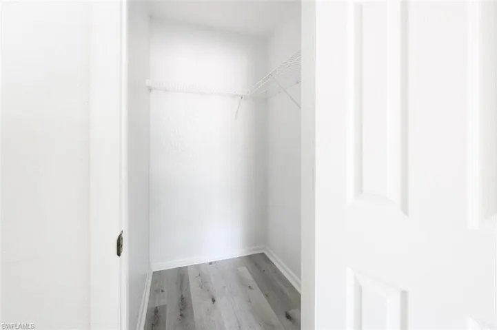 4603  Bayshore  DR, Naples, FL 34112