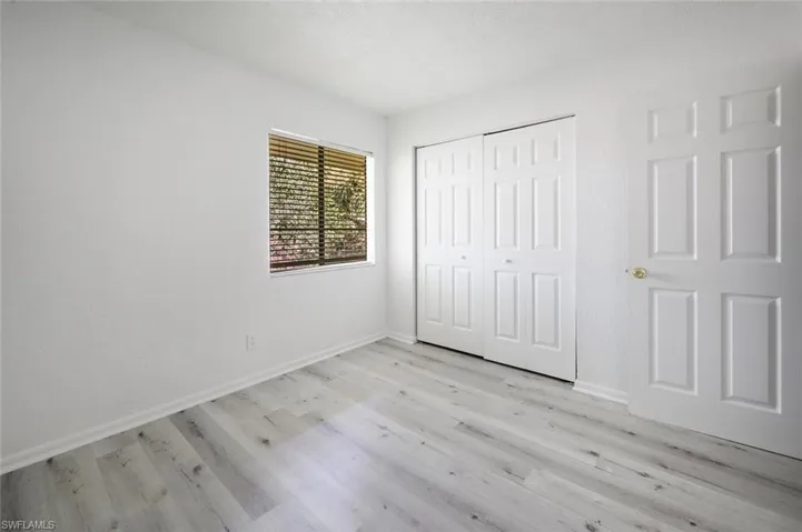 4603  Bayshore  DR, Naples, FL 34112