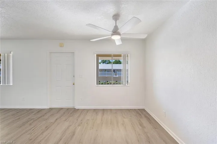 4603  Bayshore  DR, Naples, FL 34112