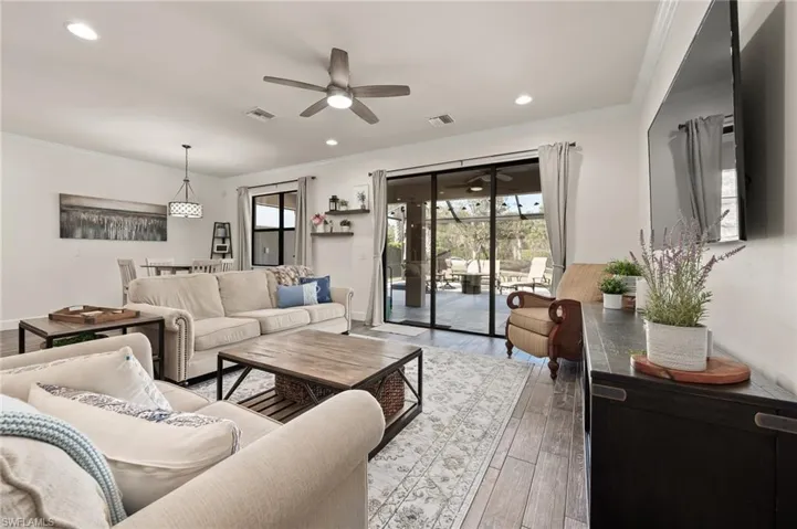 16343  Winfield  LN, Naples, FL 34110