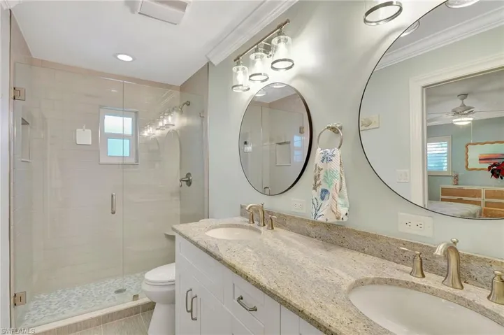 10  Rivard  RD, Naples, FL 34112