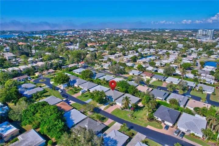 10  Rivard  RD, Naples, FL 34112