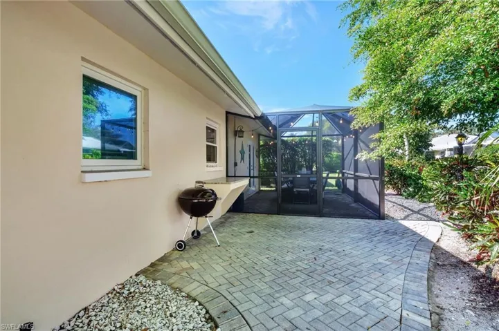10  Rivard  RD, Naples, FL 34112