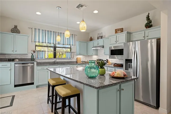 10980  Glenhurst  ST, Fort Myers, FL 33913