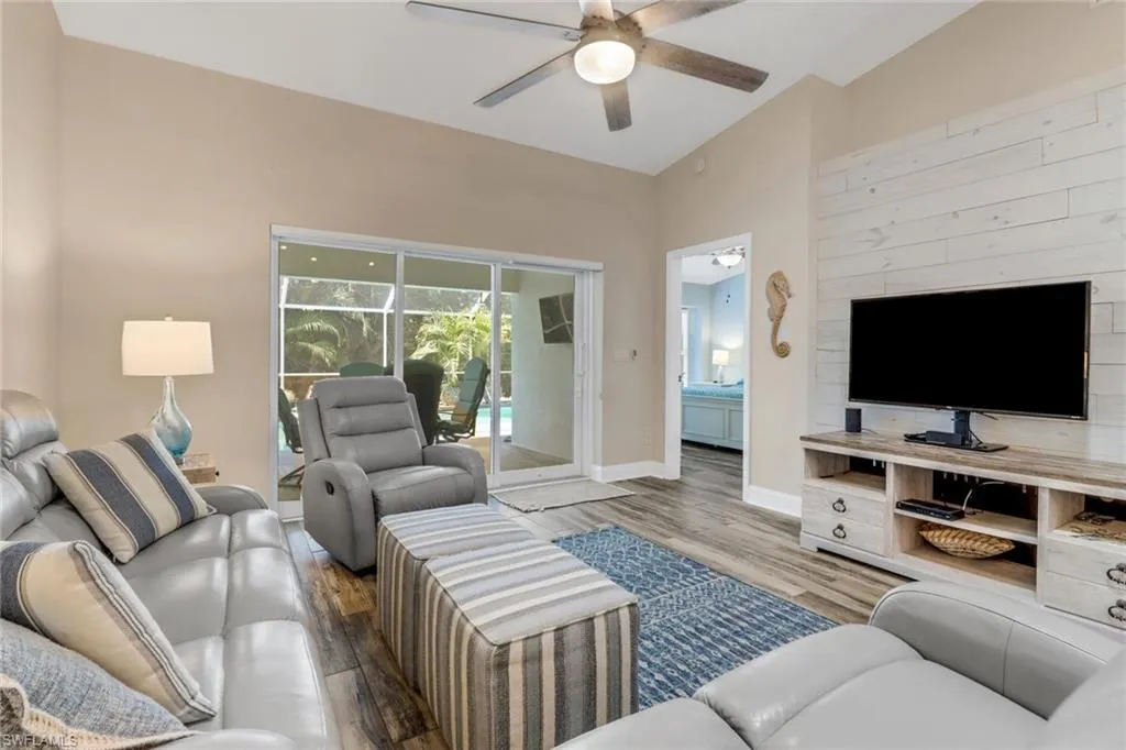 804 Wiggins Bay DR, Naples, FL 34110,225061517