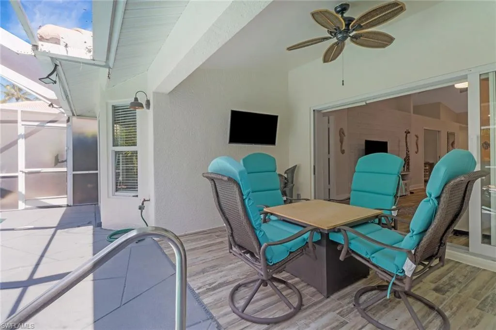 804 Wiggins Bay DR, Naples, FL 34110,225061517