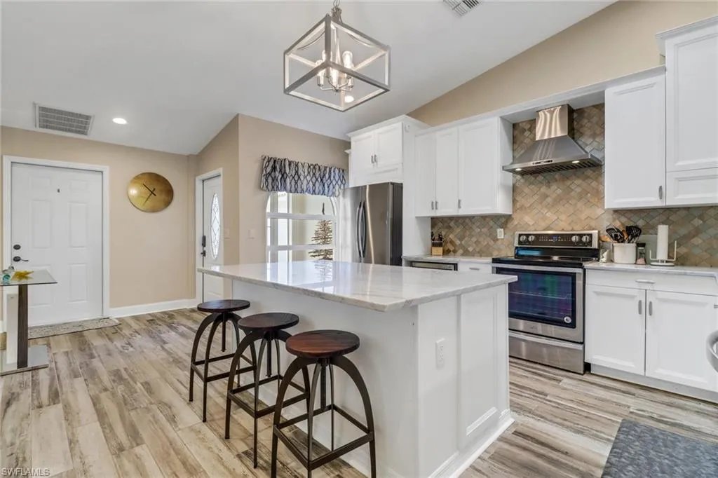 804 Wiggins Bay DR, Naples, FL 34110,225061517