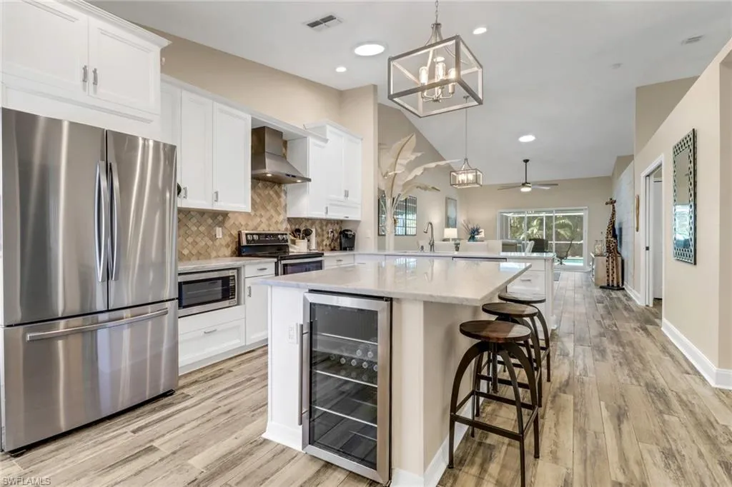804 Wiggins Bay DR, Naples, FL 34110,225061517