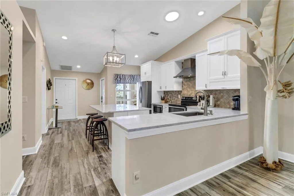 804 Wiggins Bay DR, Naples, FL 34110,225061517