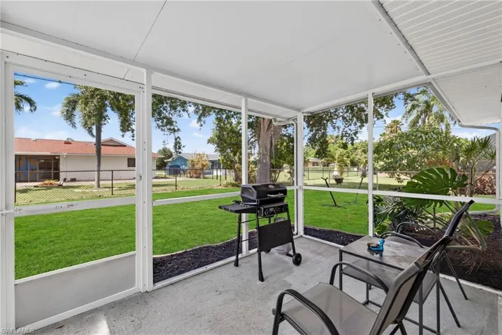 1403 Shelby Pkwy, Cape Coral, Florida 33904