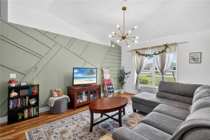 1403 Shelby Pkwy, Cape Coral, Florida 33904
