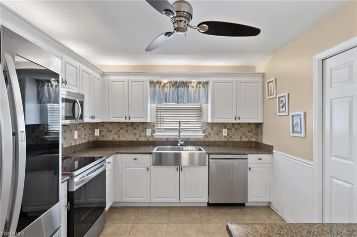 10681- Upgraded LG ThinQ appliances, granite counters