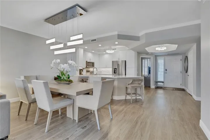 420 Cove Tower Dr 802, Naples, Florida 34110