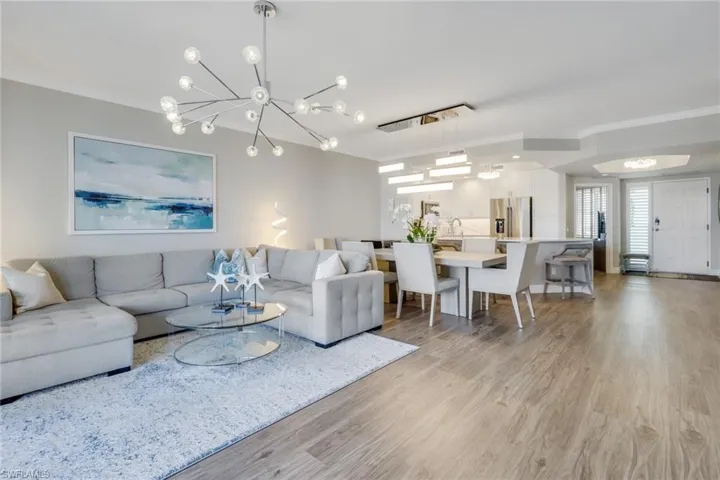 420 Cove Tower Dr 802, Naples, Florida 34110