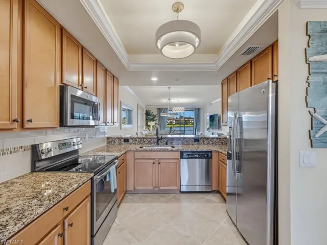 9529 Avellino Way 2815, Naples, Florida 34113