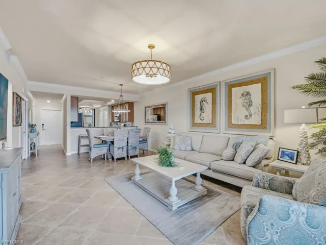 9529 Avellino Way 2815, Naples, Florida 34113