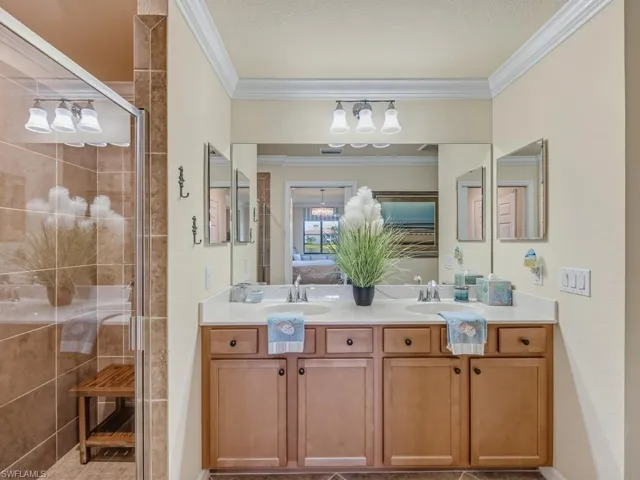 9529 Avellino Way 2815, Naples, Florida 34113