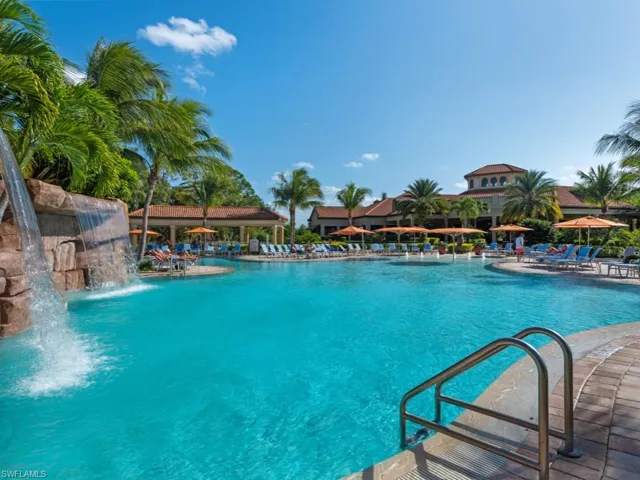 9529 Avellino Way 2815, Naples, Florida 34113